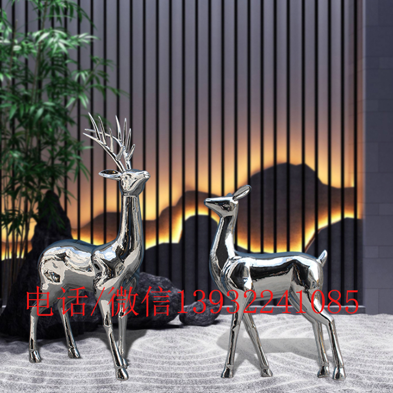 定制不锈钢鹿雕塑户外草坪大型几何面麋鹿镜面仿真抽象镂空光摆件